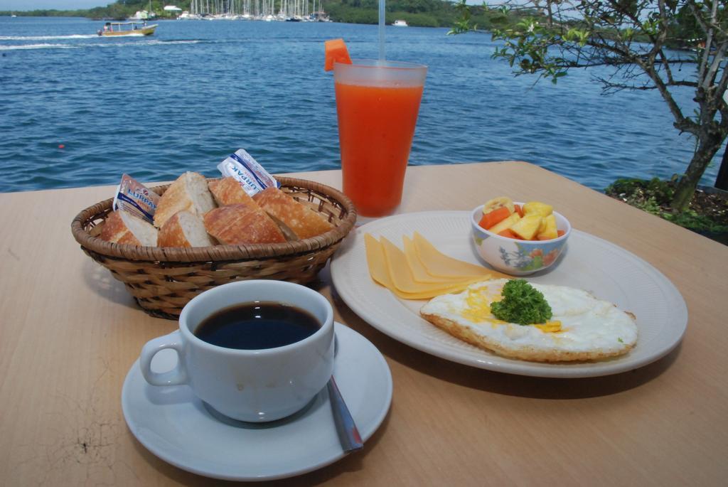 Hotel Olas Bocas Town Luaran gambar