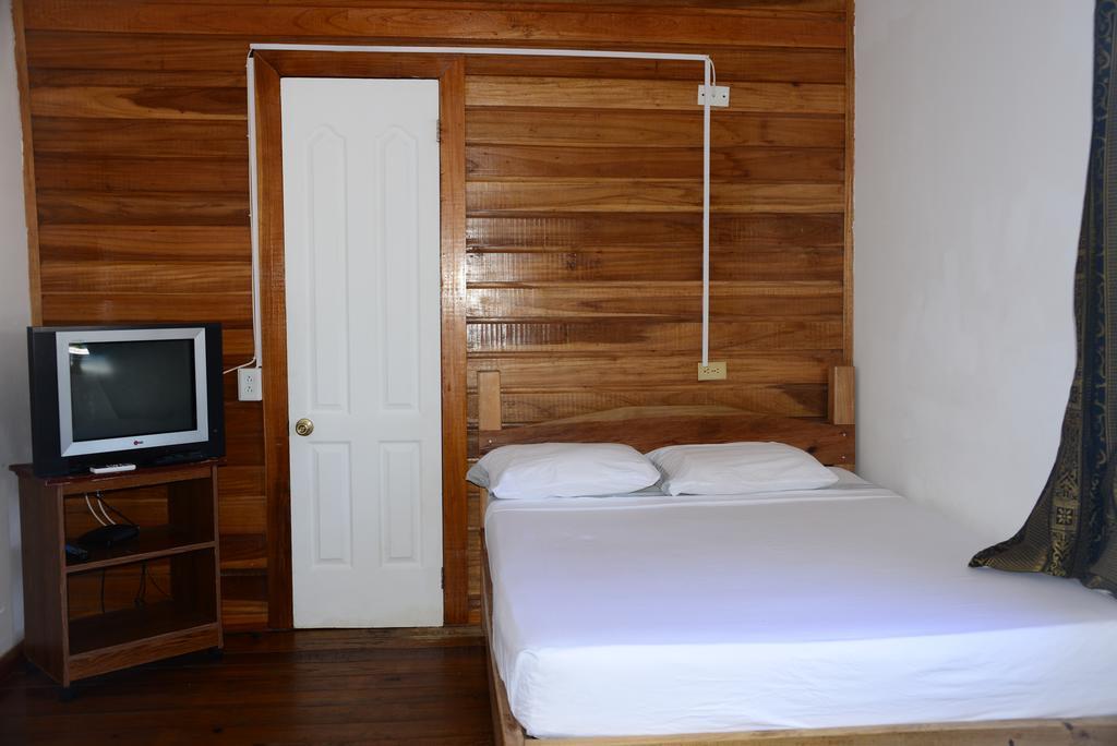 Hotel Olas Bocas Town Bilik gambar