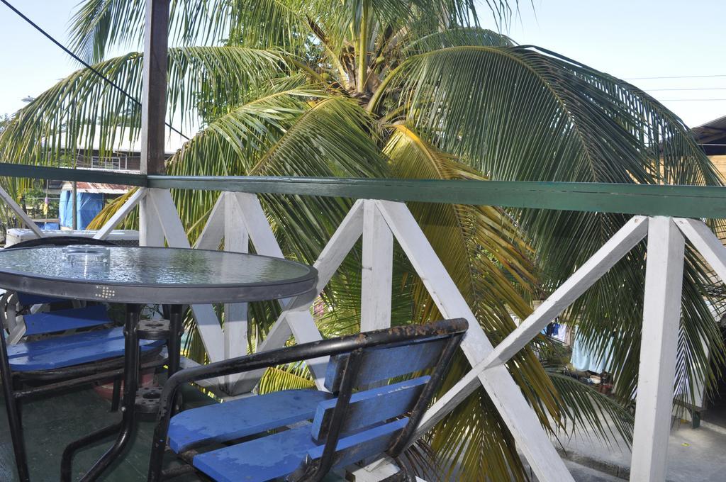 Hotel Olas Bocas Town Bilik gambar
