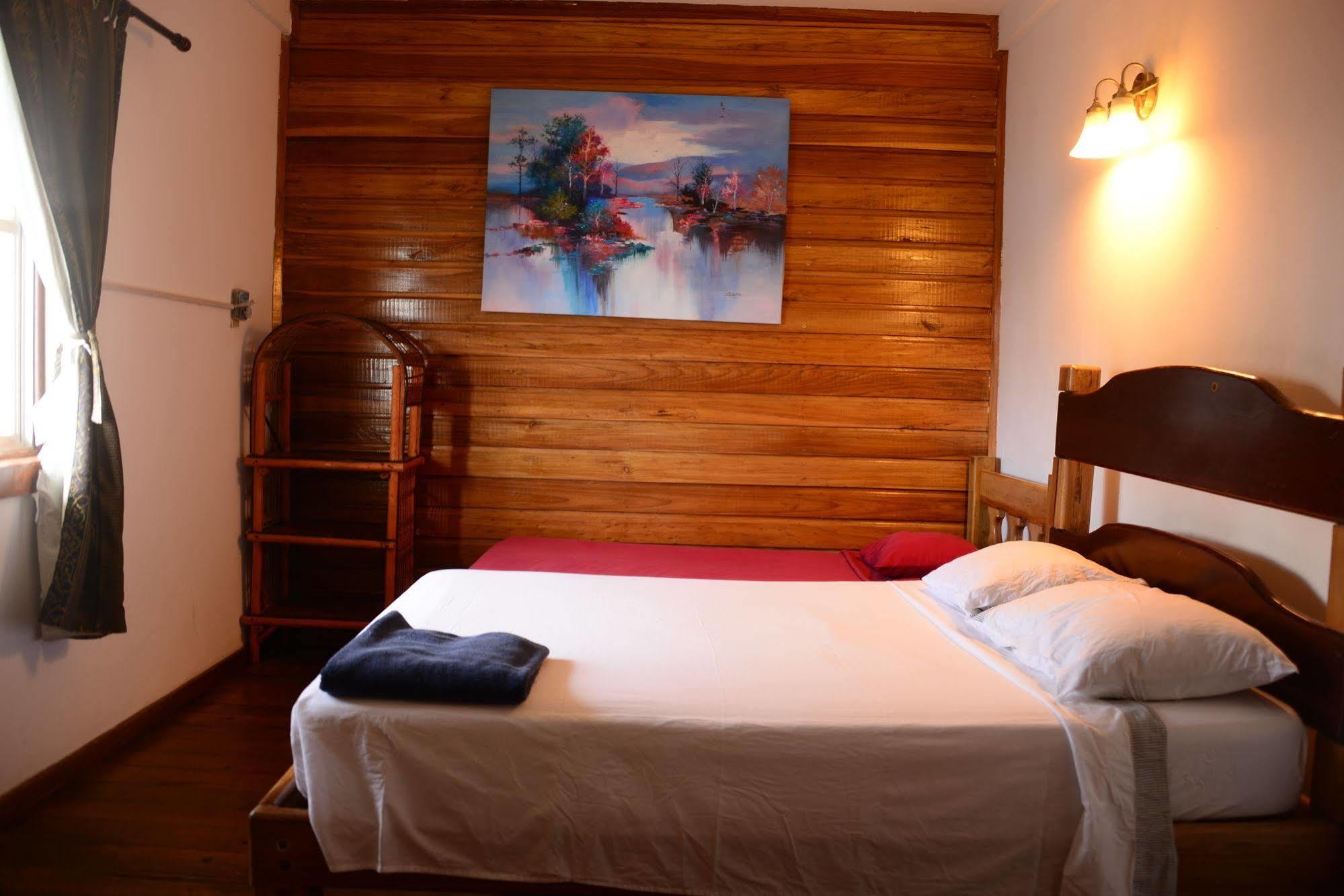 Hotel Olas Bocas Town Luaran gambar