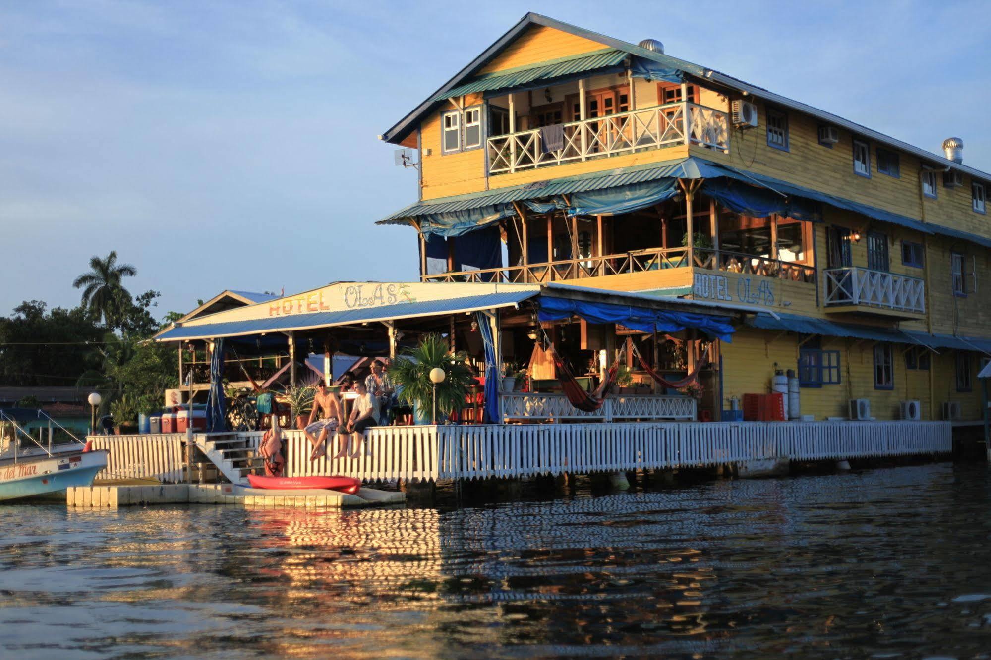 Hotel Olas Bocas Town Luaran gambar